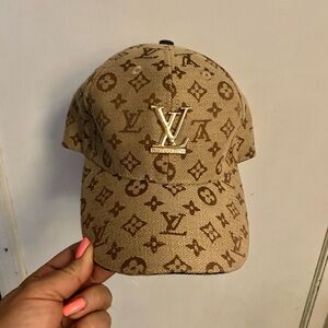 Fashion LV Beige Monogram Baseball Cap